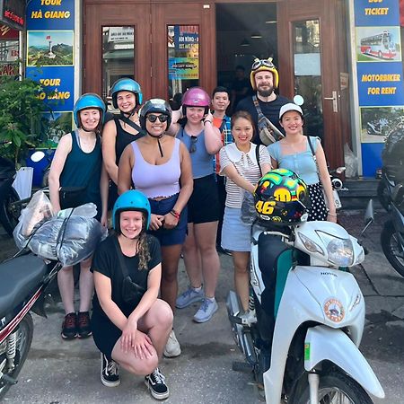 Ha Long Fancy Hostel With Vegetarian And Vegan Restaurant Εξωτερικό φωτογραφία
