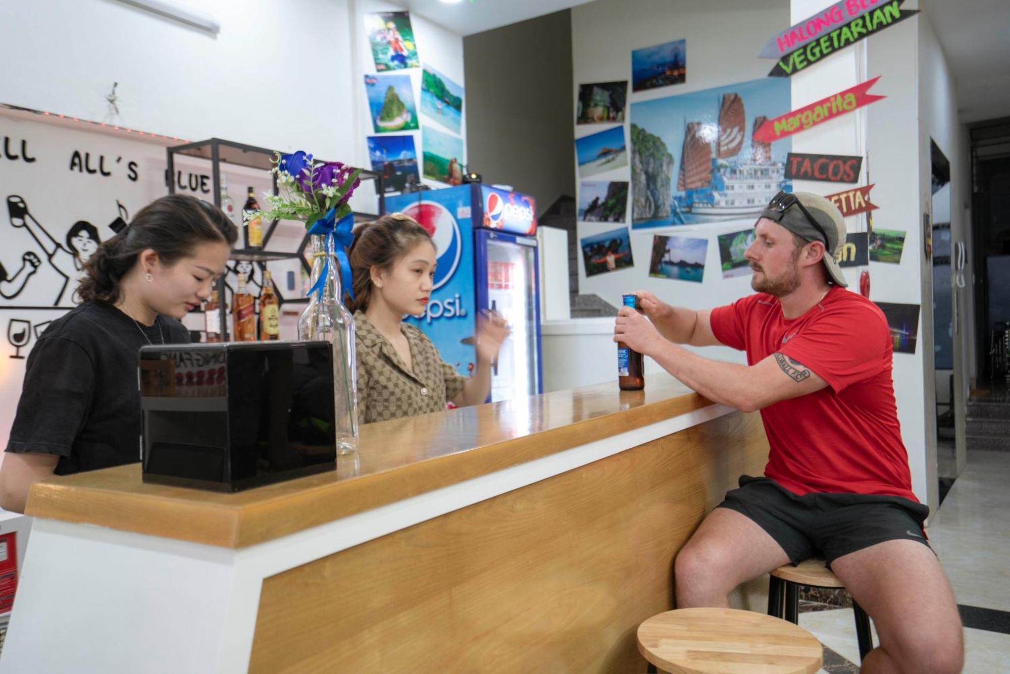 Ha Long Fancy Hostel With Vegetarian And Vegan Restaurant Εξωτερικό φωτογραφία
