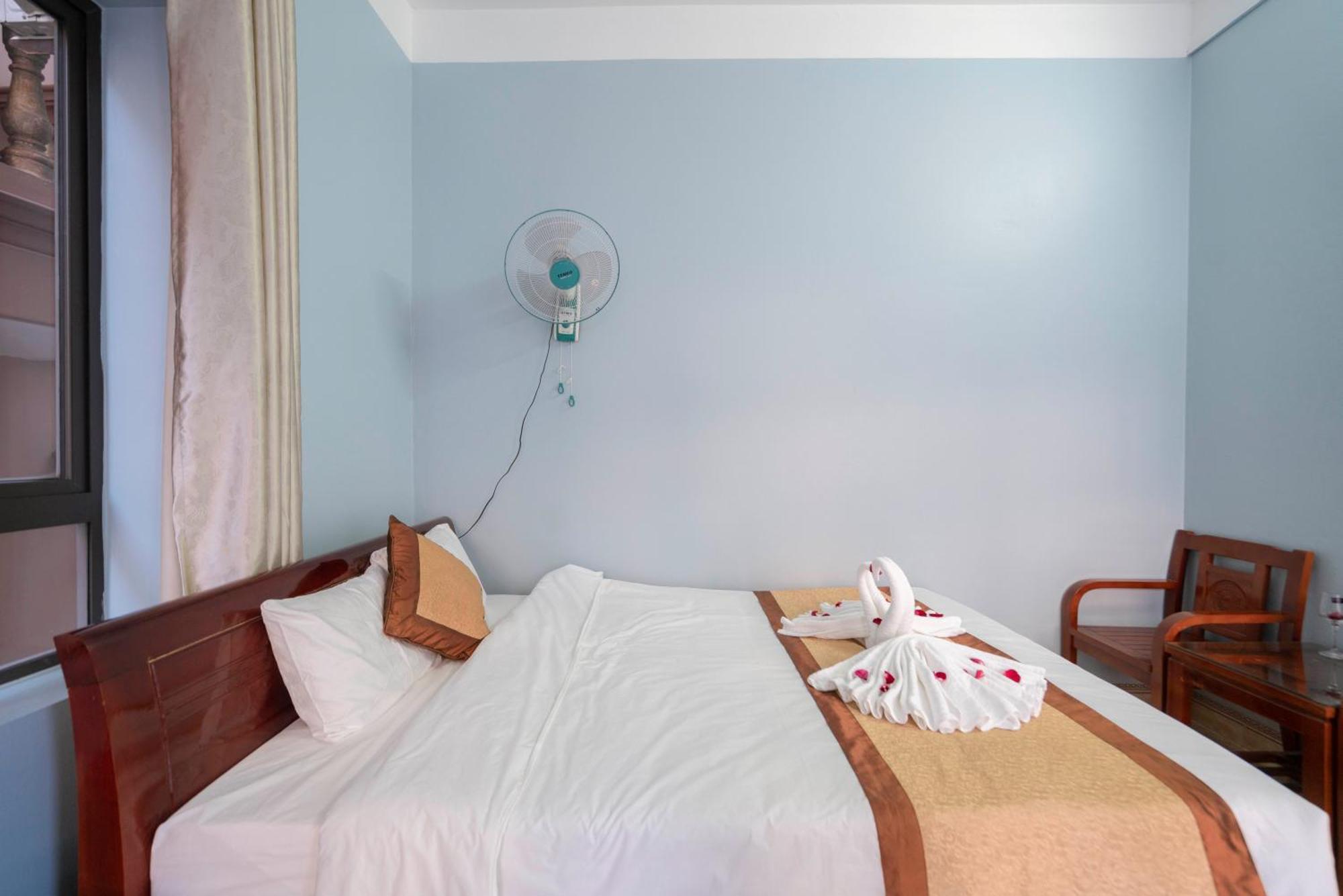 Ha Long Fancy Hostel With Vegetarian And Vegan Restaurant Εξωτερικό φωτογραφία