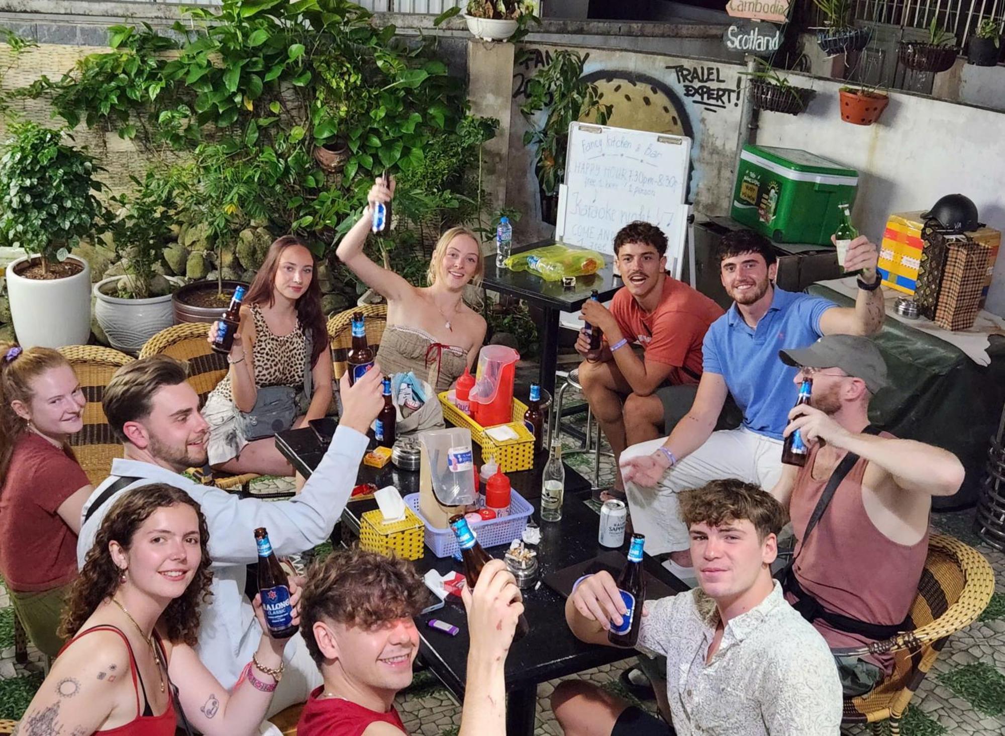 Ha Long Fancy Hostel With Vegetarian And Vegan Restaurant Εξωτερικό φωτογραφία
