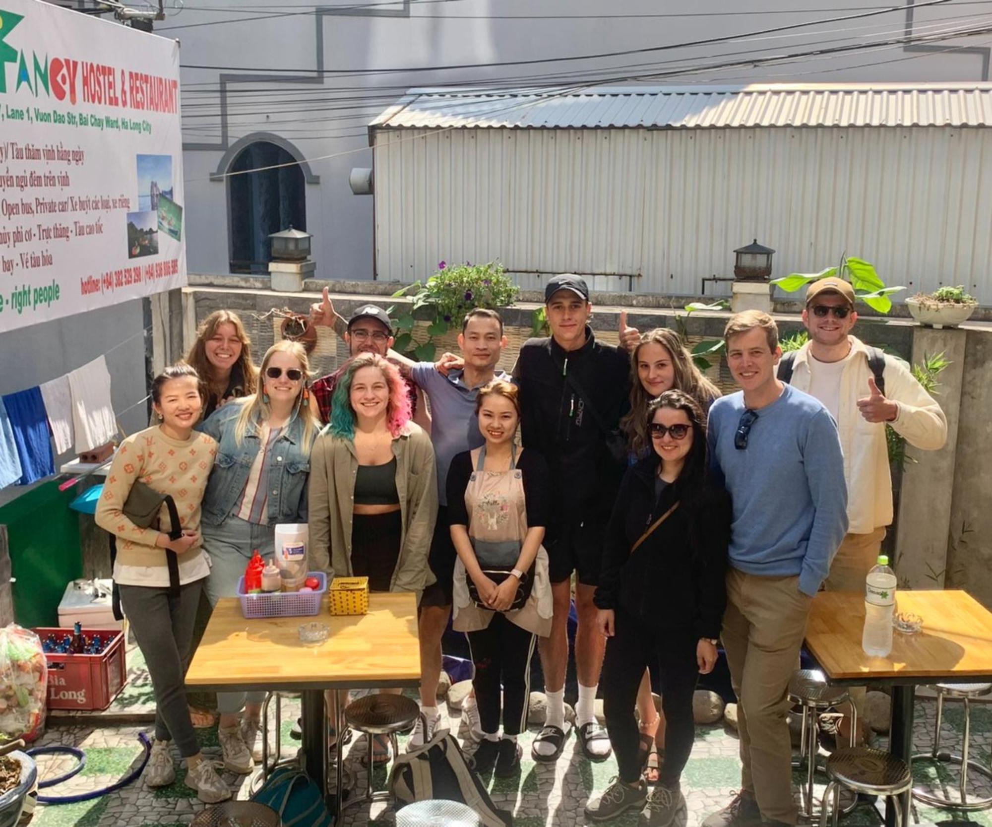 Ha Long Fancy Hostel With Vegetarian And Vegan Restaurant Εξωτερικό φωτογραφία