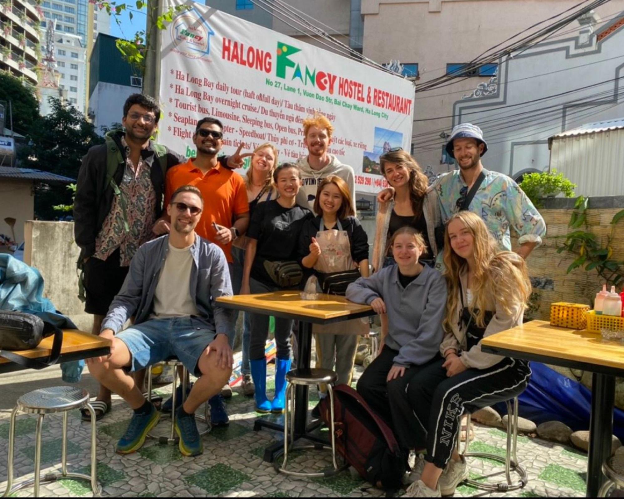 Ha Long Fancy Hostel With Vegetarian And Vegan Restaurant Εξωτερικό φωτογραφία
